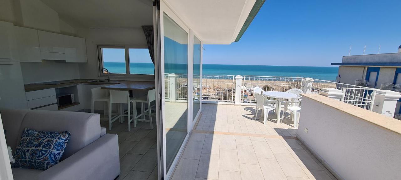 Rubino Apartments A 100Metri Dal Mare Риччоне Экстерьер фото