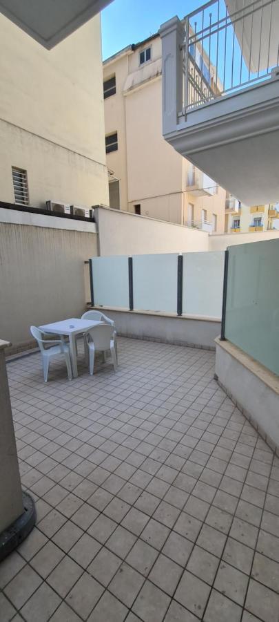 Rubino Apartments A 100Metri Dal Mare Риччоне Экстерьер фото