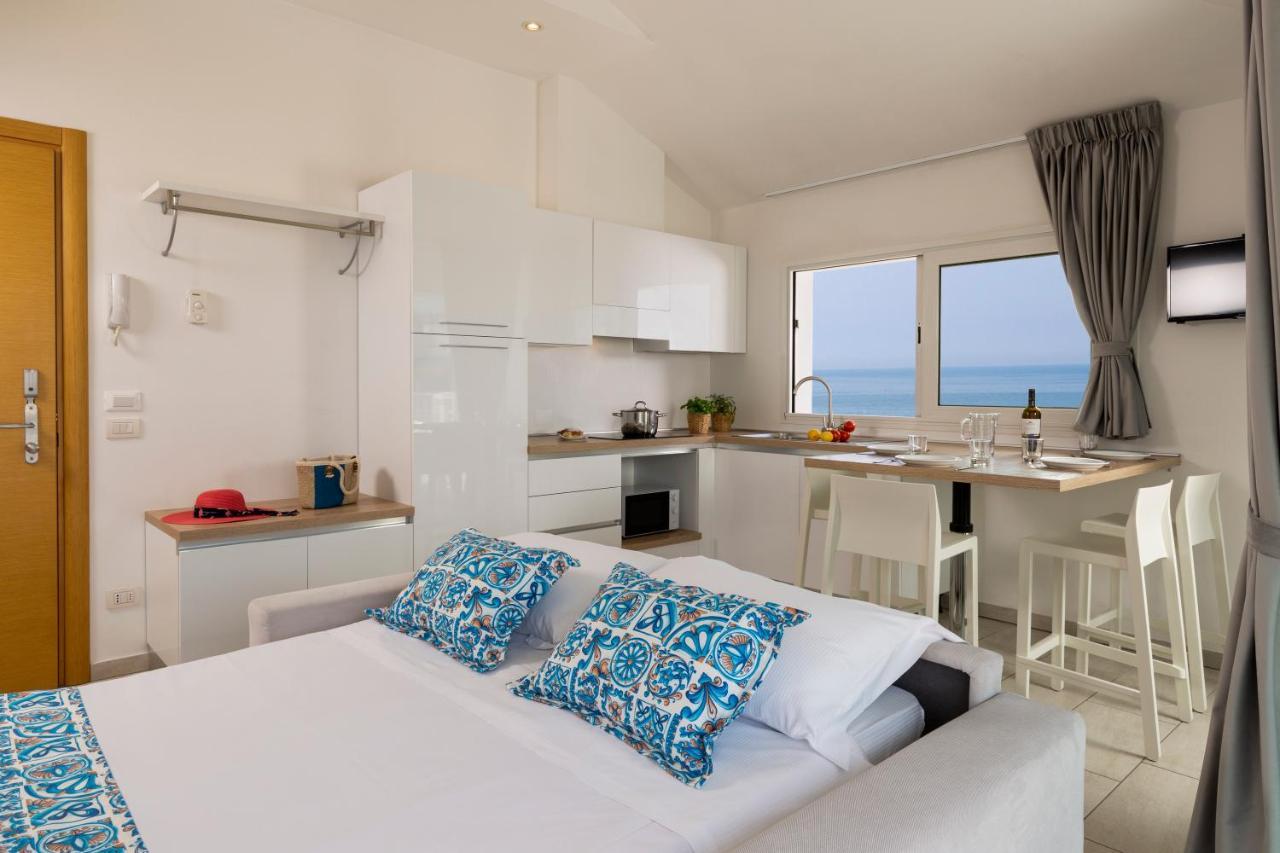 Rubino Apartments A 100Metri Dal Mare Риччоне Экстерьер фото